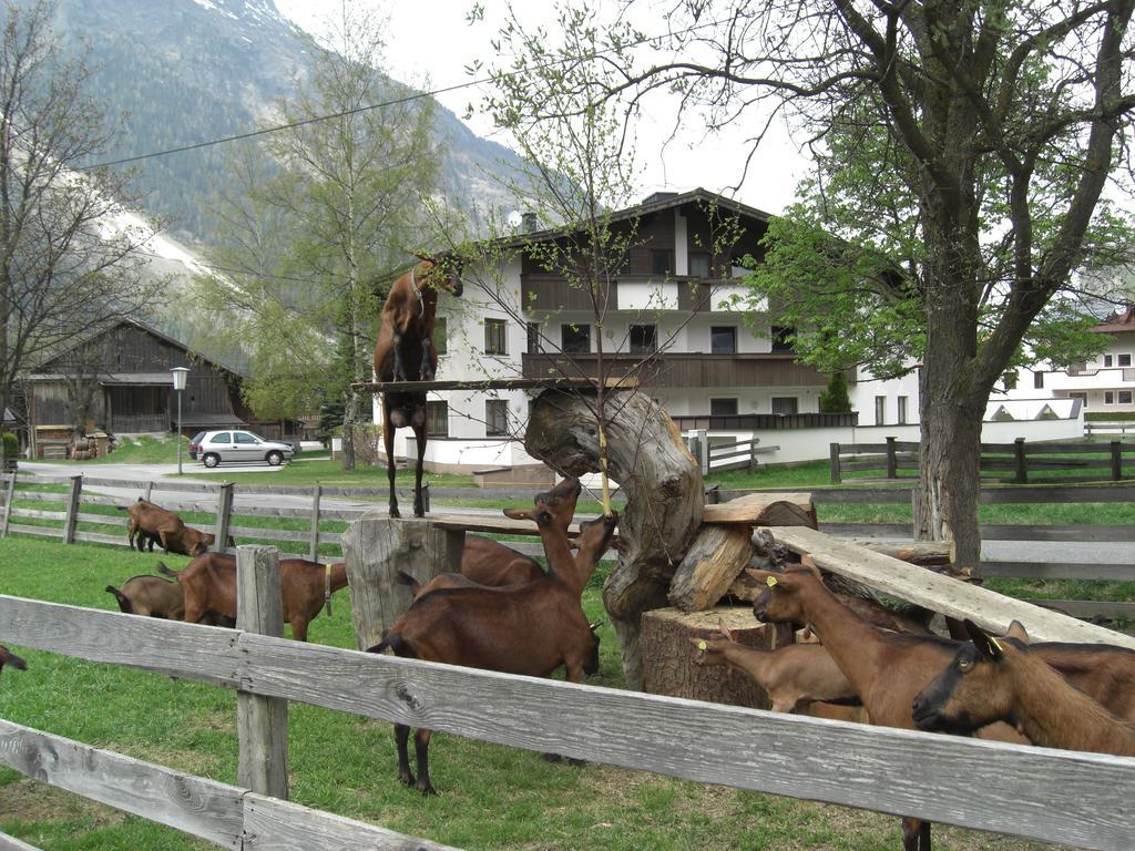 Bauernhof Kuen Villa แลงเงนเฟลด์ ภายนอก รูปภาพ